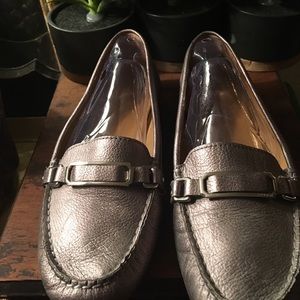 🦋Coach loafers size 9.